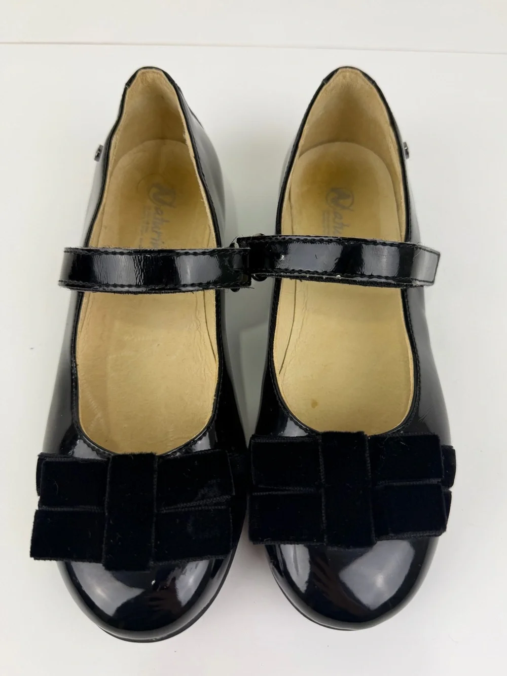 Naturino Patent Leather Mary Jane Flats Black EU 34 Velvet Bow